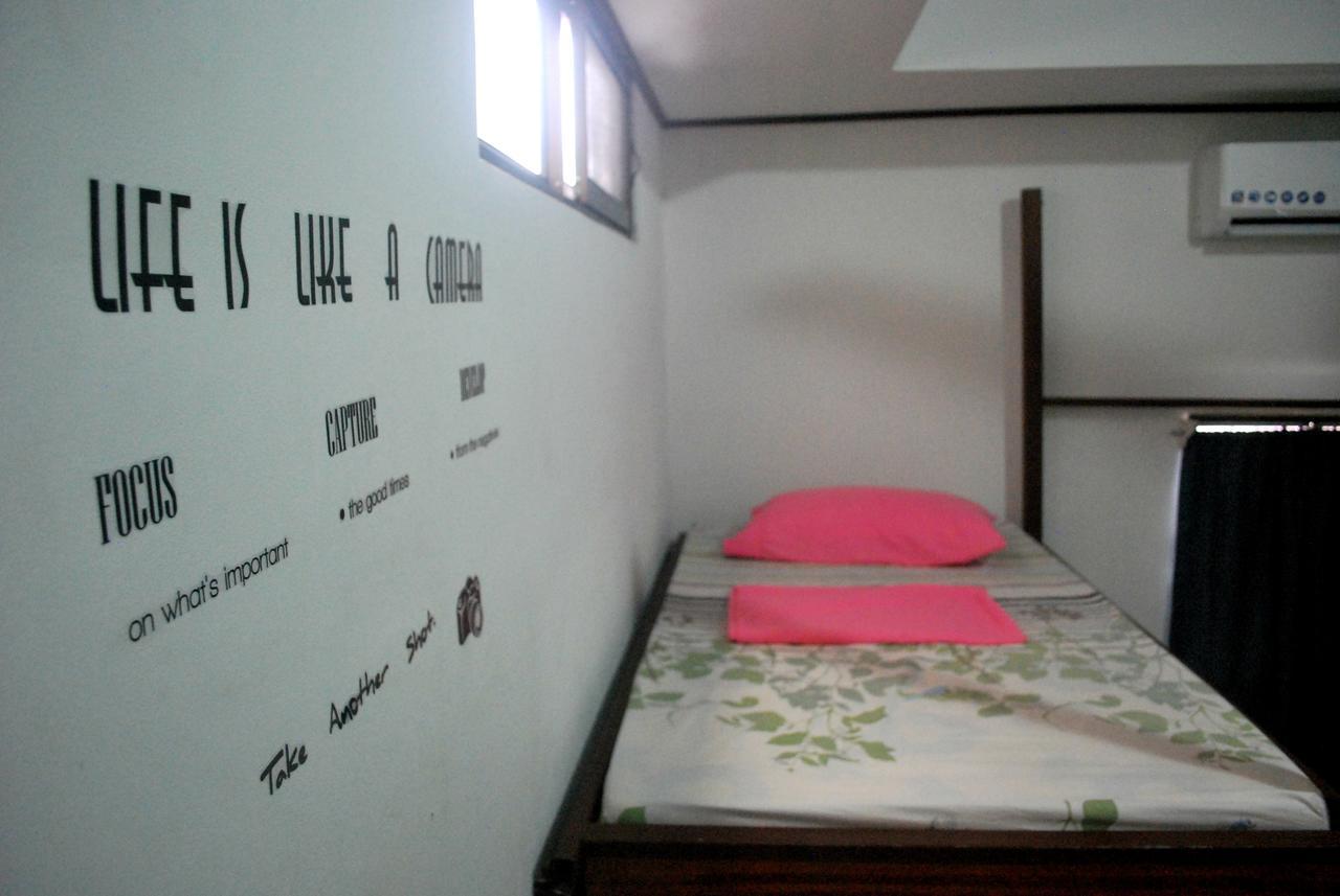 Passifloras Hostel Quepos Buitenkant foto